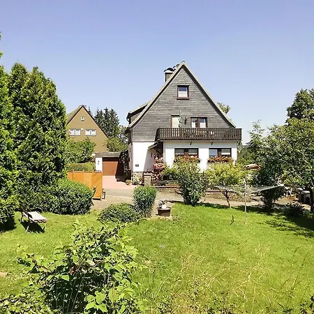 In Langewiese Sauerland With Garden Winterberg
