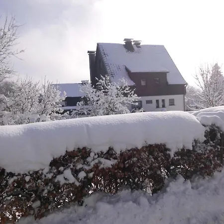 In Langewiese Sauerland With Garden Apartment Winterberg